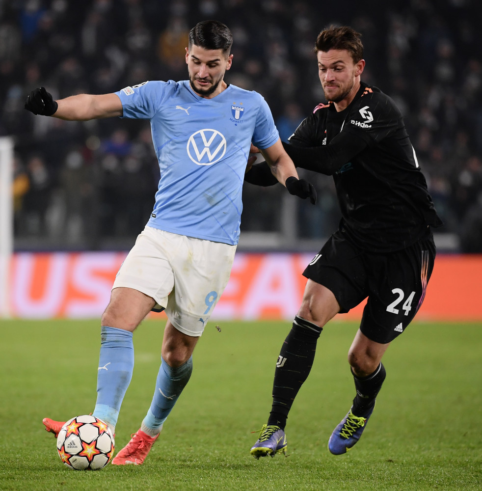 男双首登场，中国队连胜韩国、法国 ｜ 混团世界杯（混团世界杯：男双迎首秀，中国队连克韩国与法国）