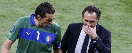 开拓者战灰熊：克林根出战成疑，杨瀚森火速奔赴孟菲斯（开拓者战灰熊：克林根出战存疑，杨瀚森紧急赶赴孟菲斯）