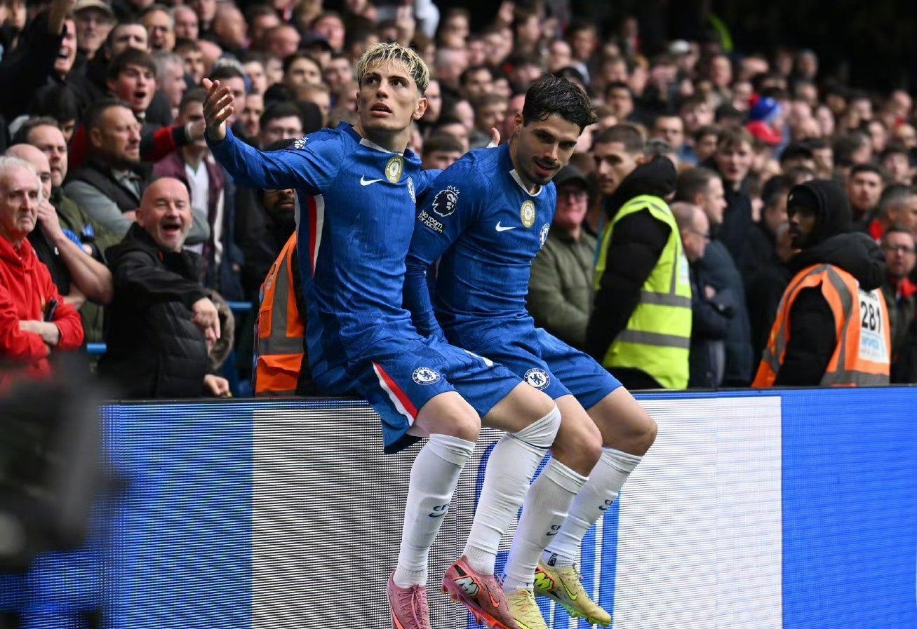 曼联拉什福德末段绝杀狼队（曼联凭拉什福德读秒绝杀击败狼队）