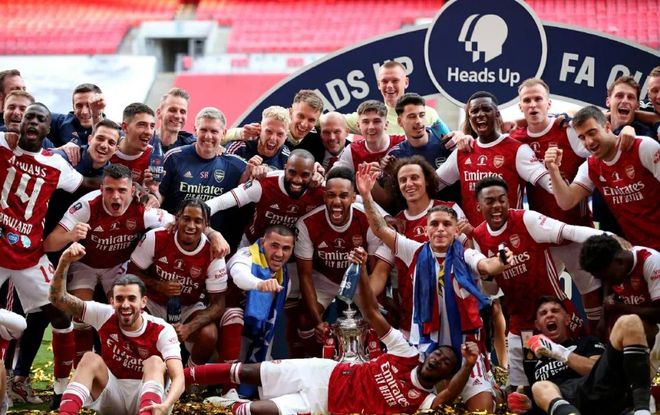 勒伯夫：博格巴踢明年世界杯？干脆把格列兹曼甚至齐达内叫回来（勒伯夫：若博格巴能踢明年世界杯，不如把格列兹曼和齐达内也召回）