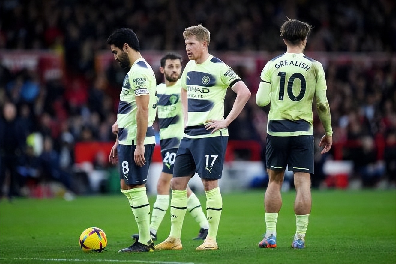 詹姆斯关键三分绝杀比赛（詹姆斯压哨三分定胜负）