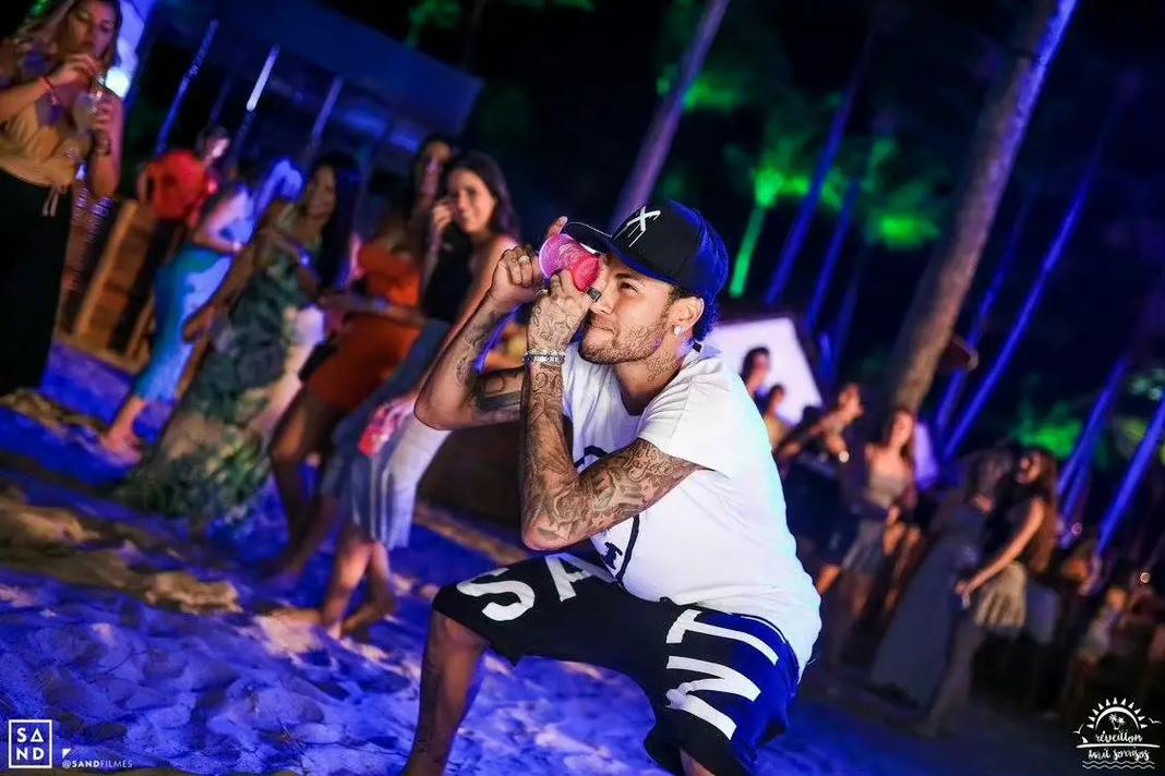 又输利物浦，国米自2022年2月以来首次遭遇欧冠连败（再败利物浦，国米自2022年2月后首次陷入欧冠两连败）