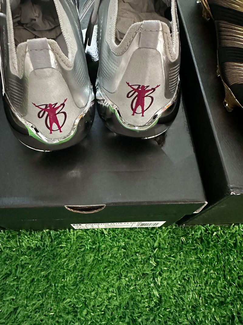 足球摄影的十个抓拍技巧（捕捉绿茵精彩：十条足球摄影要诀）