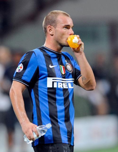 梅开二度助国米终结连败，劳塔罗当选与比萨一役全场最佳