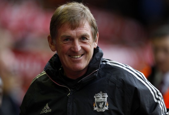 DO：蓝军曾经拒绝一家欧洲豪门对内托的询价，他不缺乏追求者（DO：欧洲豪门曾询价内托遭蓝军拒绝，这位门将不愁下家）