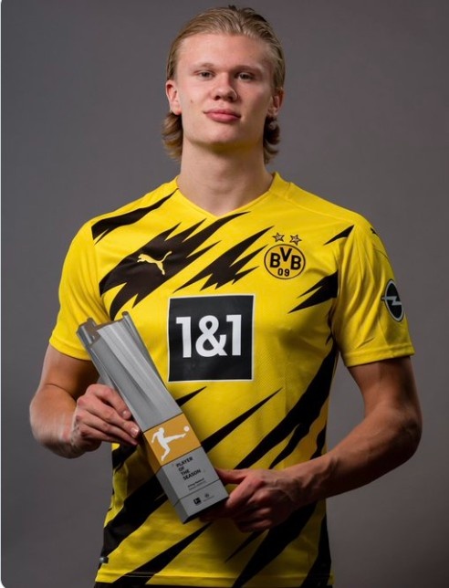 沪媒谈海港亚冠失利：能上的都上了，用尽全力仍是一声叹息