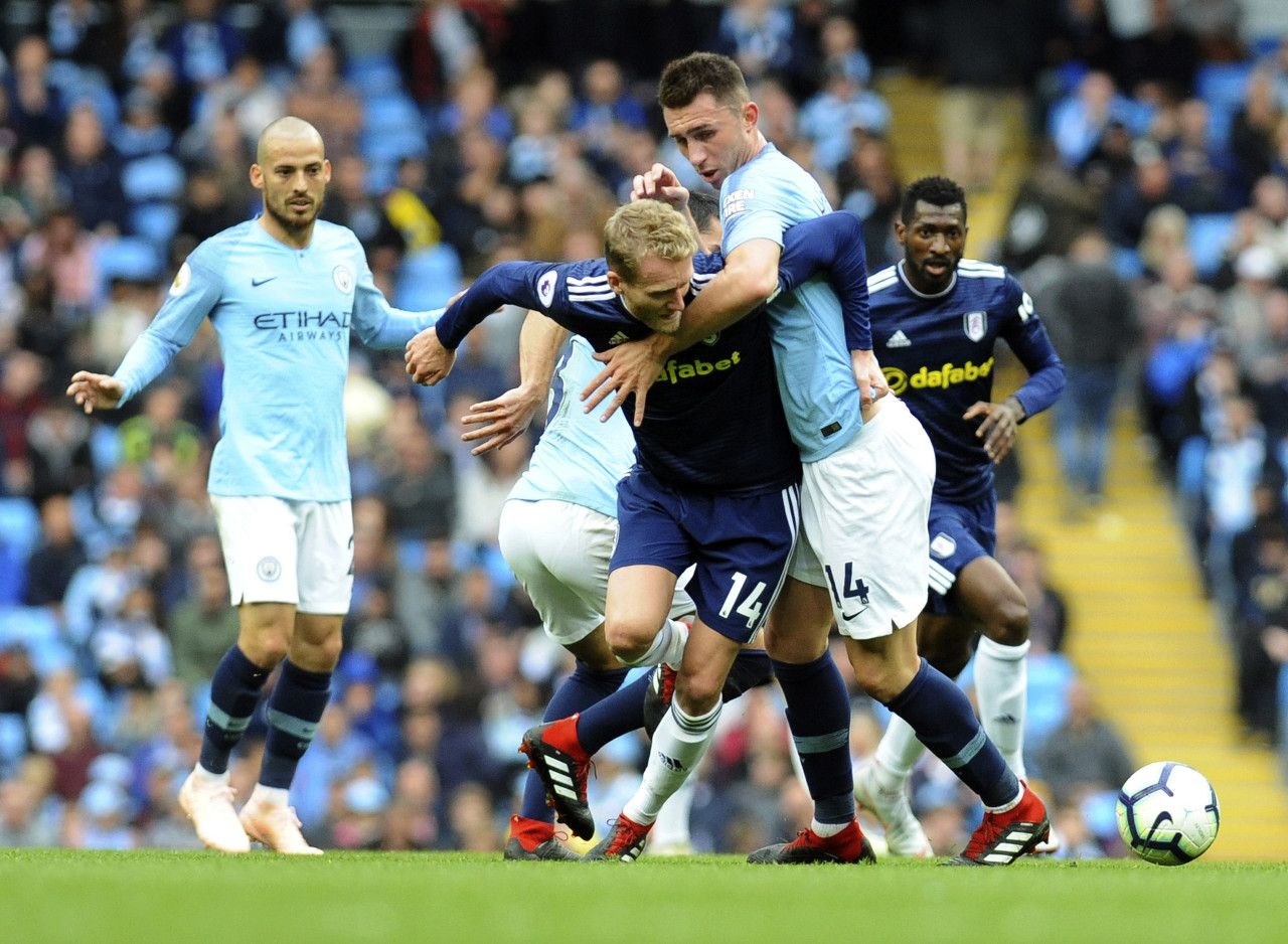 热身赛：中国女足2-0伯恩利女足，唐佳丽、张琳艳破门（中国女足热身赛2-0力克伯恩利女足，唐佳丽、张琳艳各入一球）