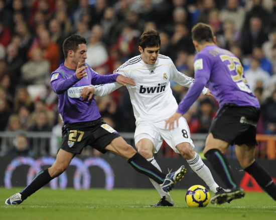 记者：迈阿密国际正在努力留下阿连德，目前双方在谈判（记者：迈阿密国际力争挽留阿连德，双方谈判进行中）