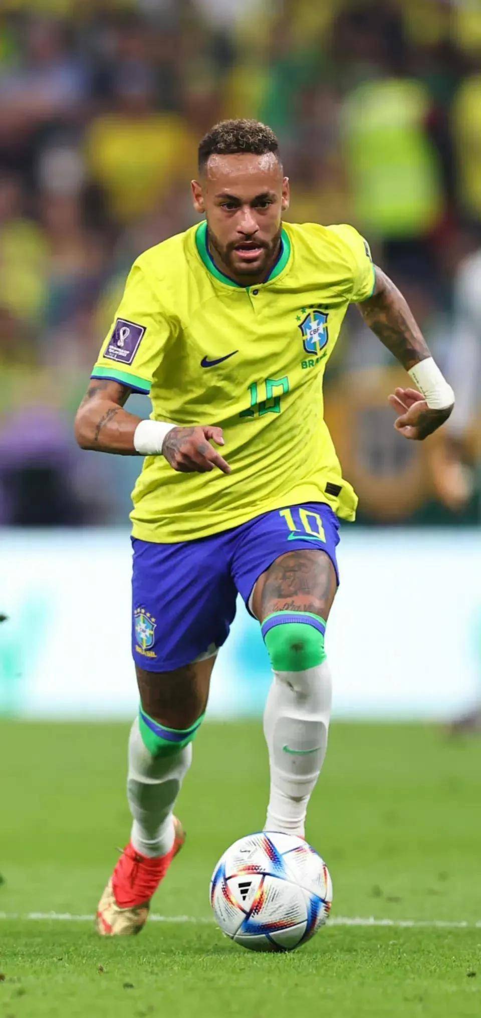 FIFA年度最佳门将候选：多纳鲁马、阿利松、什琴斯尼在列（FIFA最佳门将提名出炉：多纳鲁马、阿利松、什琴斯尼入选）