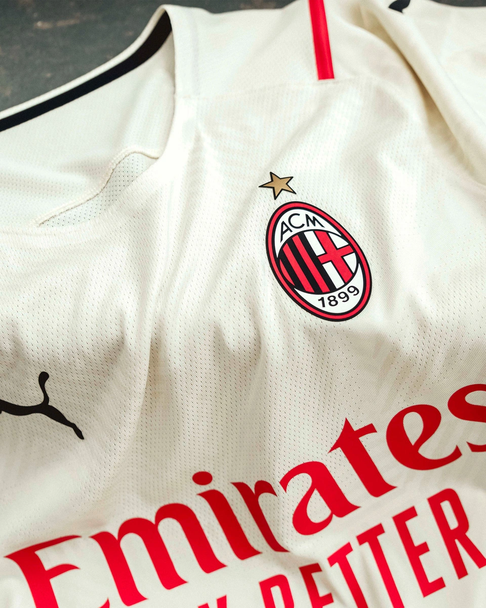 库拉索主帅：加图索一直为失败找借口，我想在世界杯踢意大利（库拉索主帅怒斥加图索总为失利找借口，盼世界杯碰意大利）